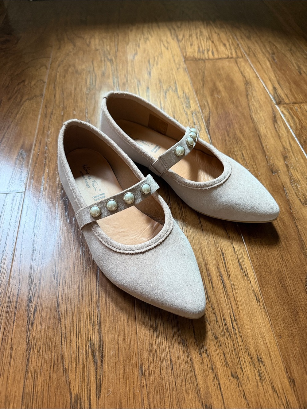 Beige Pearl-Strap Pointed-Toe Mary Jane Flats - Women size 6.5